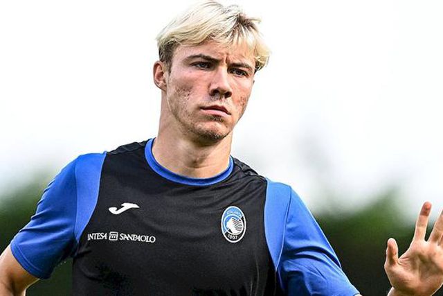 Oferta de €50 milhões pelo 'novo Haaland'