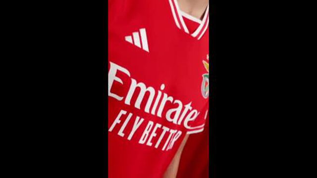 António Silva veste a camisola do Benfica para 2023/24