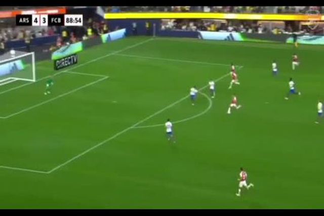 Golaço de Fábio Vieira a fechar vitória do Arsenal ao Barcelona