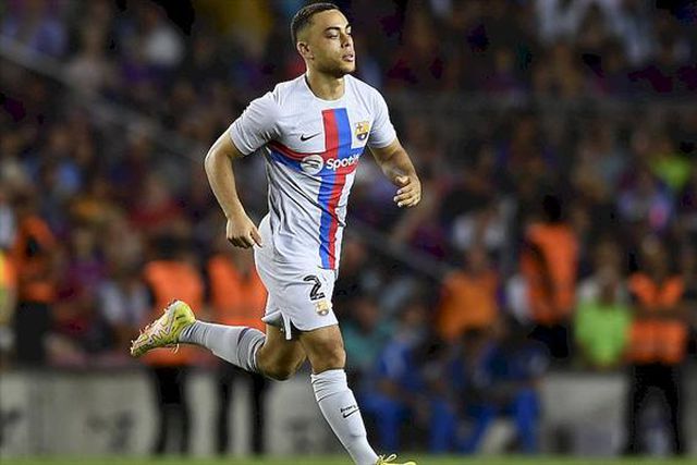 Sergiño Dest tem preço de venda fixado