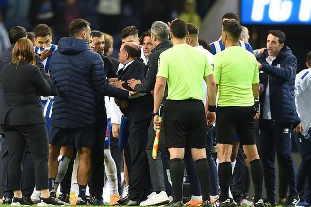 Abertos processos disciplinares a Sérgio Conceição, Vasco Matos, árbitros e delegados!