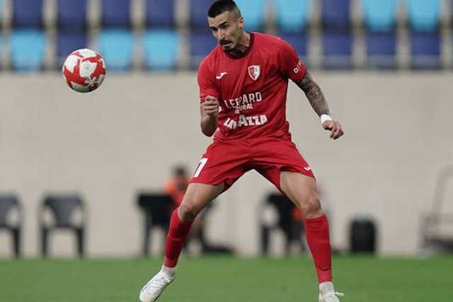 Hesperange 'de' Fangueiro empata em Gales com golo de Simão Martins