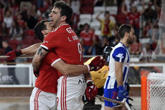 Com Rui Costa a assistir, Benfica goleia FC Porto e adianta-se nas meias-finais (foto)