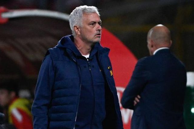 «Contratar avançado? Para mim só há um nome, mas garanto que não é o Mbappé...»