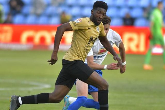 Oficial: Hélder Tavares de regresso