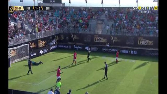 Mantorras volta a marcar pelo Benfica