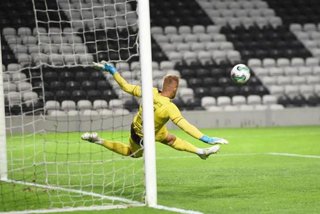 UD Leiria elimina Boavista com Kieszek em grande nos penáltis