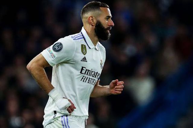 Oficial: Benzema abandona o clube: «Conquistou o direito de decidir o seu futuro»