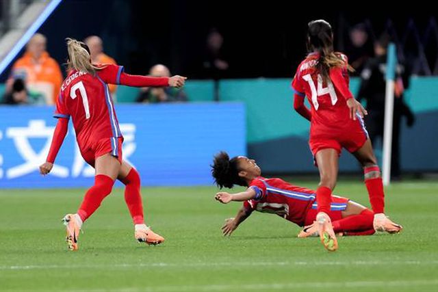 Marta Cox faz história pelo Panamá com golaço de livre (vídeo)