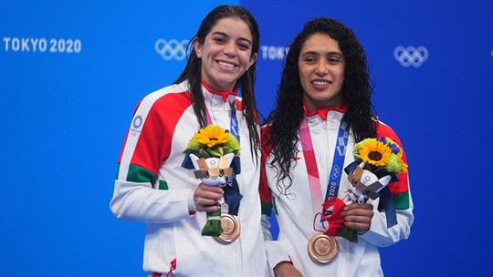 Ameaçam leiloar medalhas olímpicas para ir ao Mundial, companhia aérea ofereceu viagens