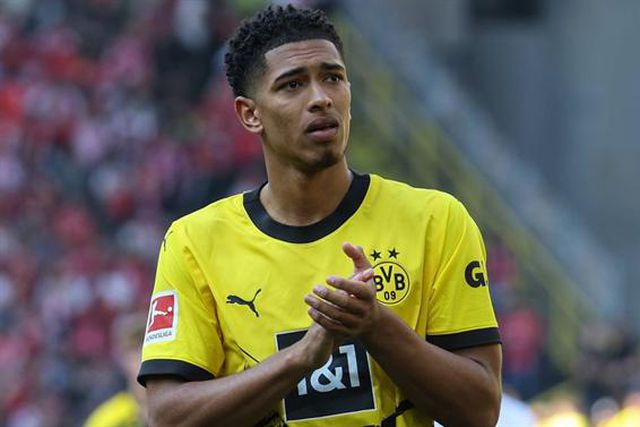 «No Dortmund, Bellingham parece um cachorrinho»