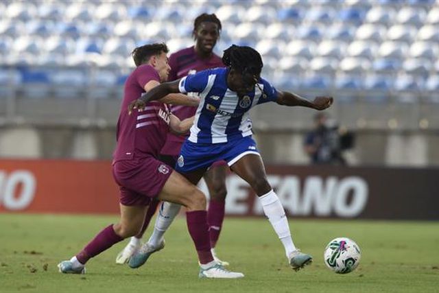 FC Porto - Cardiff: Análise individual e jogadores em destaque