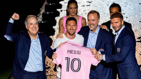 Sabe quem são os verdadeiros patrões de Messi?