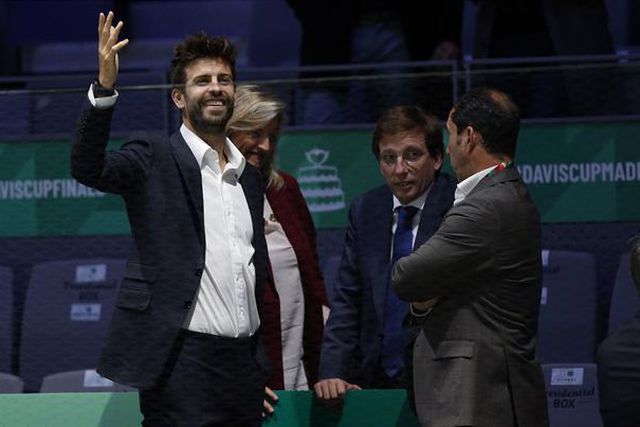 Tiro no porta-aviões: «Saímos todos e continuam a não poder contratar»