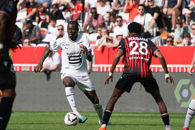 Chelsea passa cheque de €28M por médio do Rennes