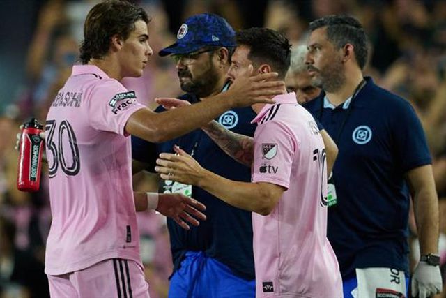 «Messi? Todos lhe pediram a camisola e até os calções lhe roubaram»