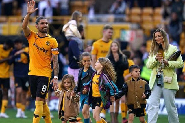 Rúben Neves parece estar de saída, mas Lopetegui nega (vídeo)