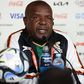 Selecionador zambiano contesta alegações de abusos sexuais: FIFA 'encurtou' agitada conferência