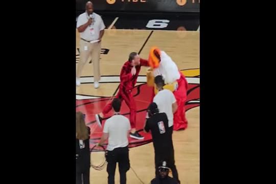 Mascote dos Heat desafia Conor McGregor