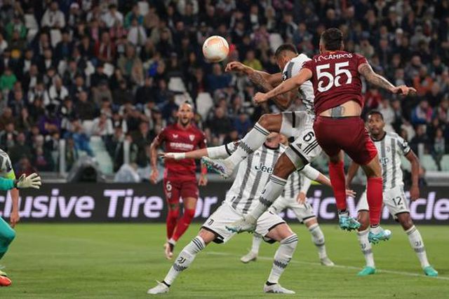 Novo processo por «manobras salariais»