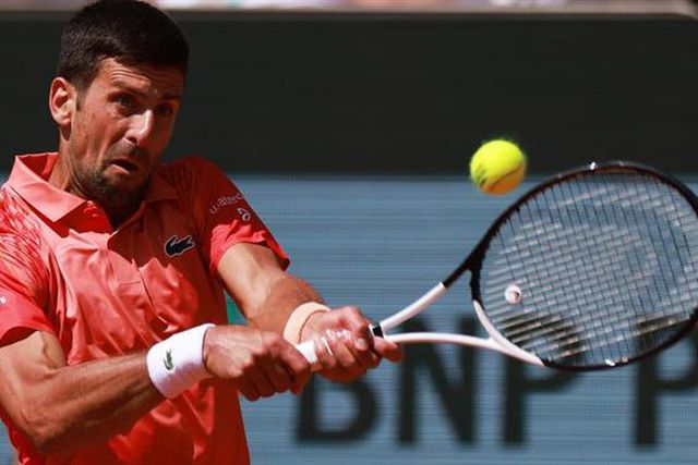 Djokovic repreendido após mensagem pro-Kosovo