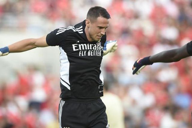 Vlachodimos será o número 1