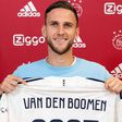 Oficial: Van Den Boomen por quatro épocas