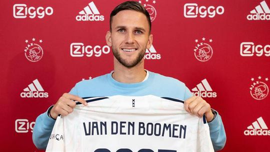 Oficial: Van Den Boomen por quatro épocas