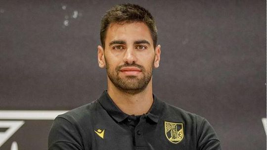 João Santos é reforço do V. Guimarães