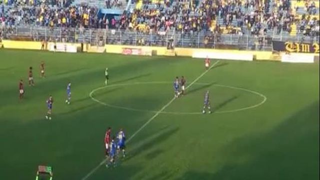 Ex-FC Porto estreia-se pelo novo clube (o nono em três anos!)