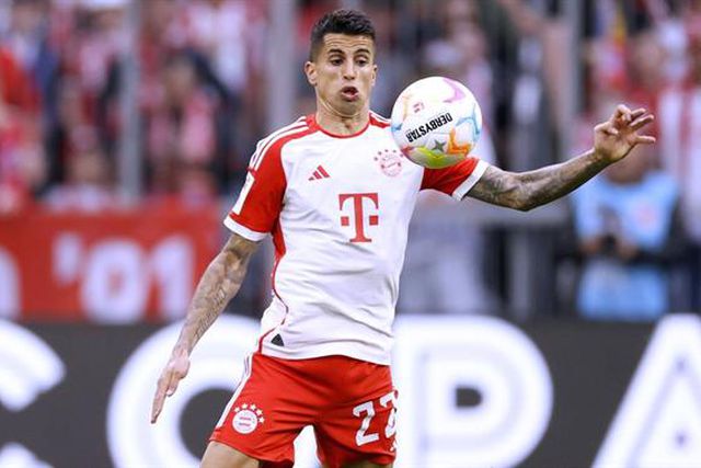 «O Cancelo foi-nos oferecido, dissemos que sim, mas…»