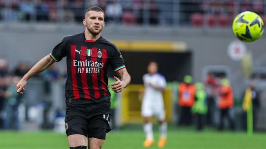 Rebic ruma à Turquia