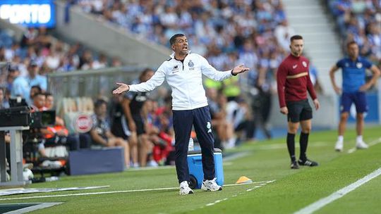 Rayo Vallecano marca perto do fim no Dragão (vídeo)