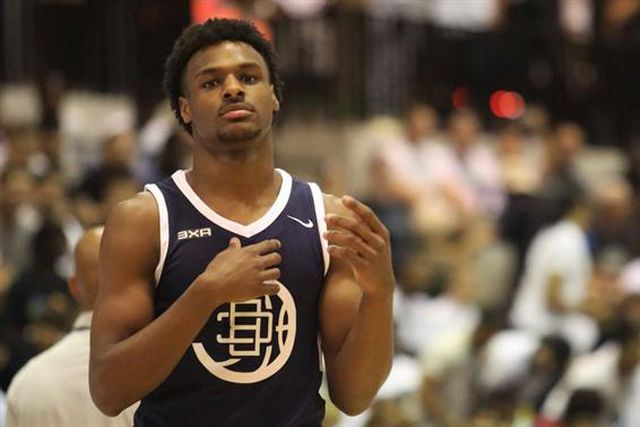 Filho de LeBron James sofre paragem cardíaca