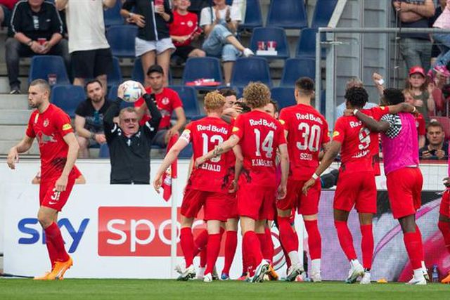 Um domínio que começou com Roger Schmidt: Salzburgo é decacampeão