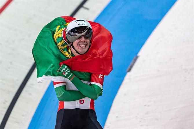 Iúri Leitão campeão mundial de omnium! (vídeo)