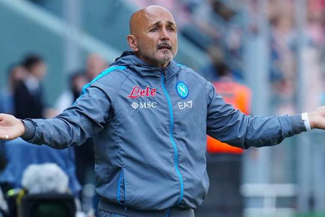 «Preciso de descansar, não vou treinar qualquer equipa»