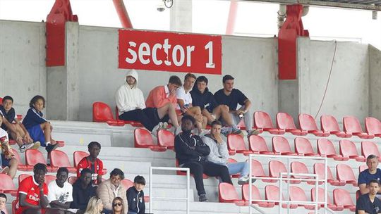 João Neves foi ver Benfica-FC Porto em juniores