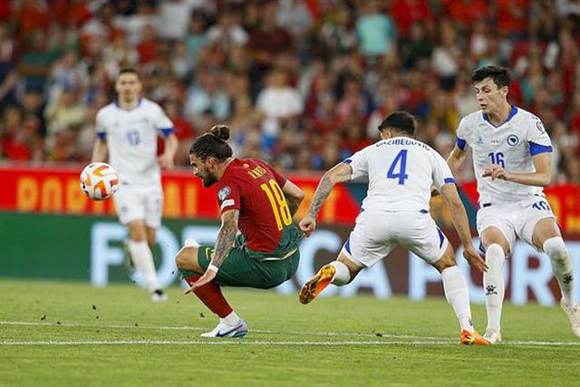 Portugal-Bósnia foi o último jogo no atual relvado da Luz