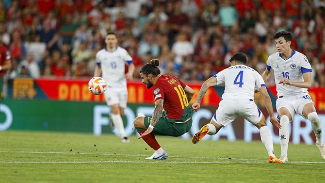 Portugal-Bósnia foi o último jogo no atual relvado da Luz