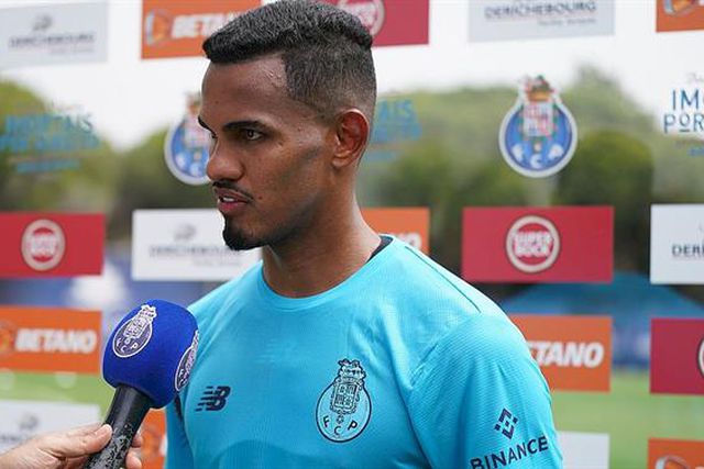 'Flash interview' com Galeno 'perturbada' por colegas de equipa (vídeo)