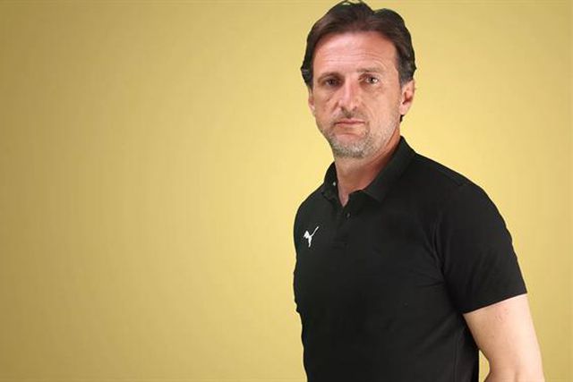 V. Setúbal atento a Carlos Fernandes