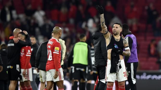 Otamendi deixa garantia imediata: «Focado no Benfica»