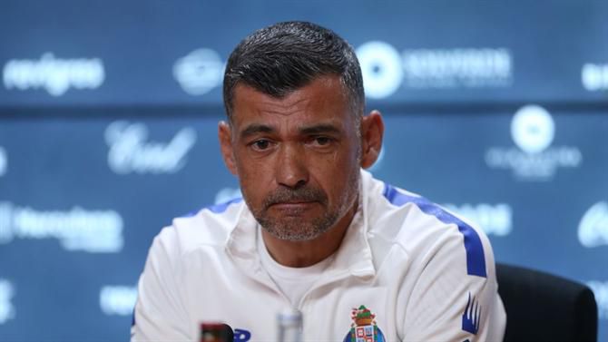 Sérgio Conceição em jeito de despedida? «Obrigado por me aturarem…»