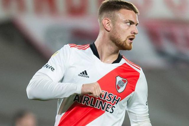 Avançam em Itália: Fiorentina na luta com as águias por Beltrán