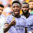 Mensagem de apoio a Vinícius Jr. na camisola