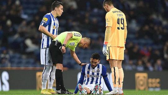 João Mário é baixa única para jornada decisiva