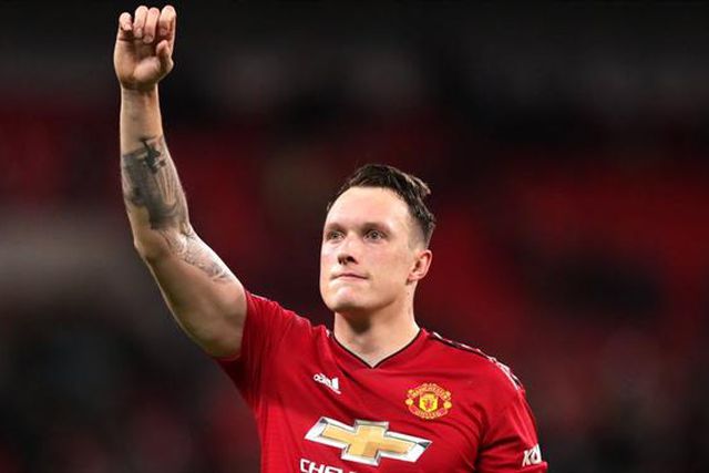 Confirmada saída de defesa há 12 anos em Old Trafford