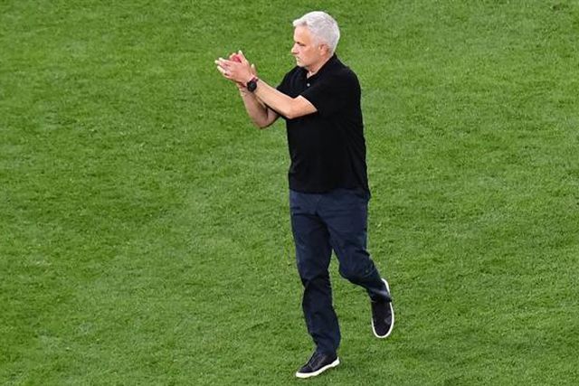 Roma segura Liga Europa no último minuto: ‘play-off’ de manutenção para Verona e Spezia