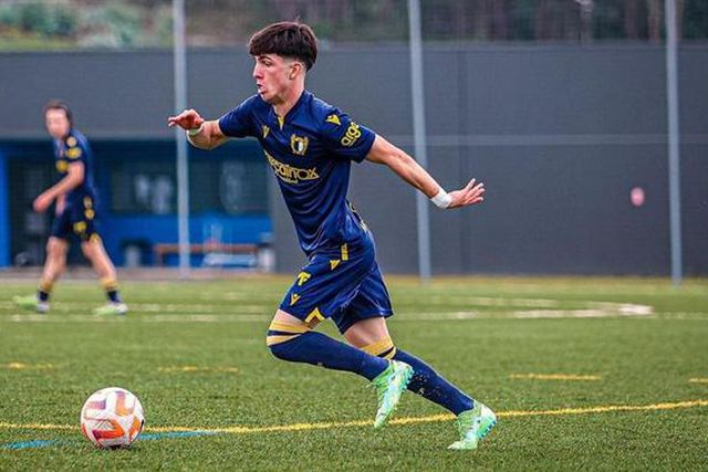 Afonso Sousa ruma ao Canelas 2010